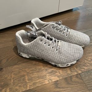 NoBull like new 7.5